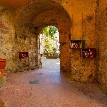 Casa Vacanze Le Tre Casette أَميليا المظهر الخارجي الصورة